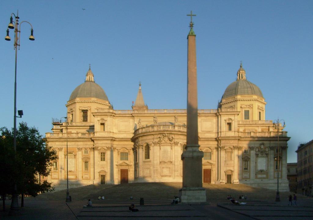 לינה וארוחת בוקר רומא Viale Del Colosseo מראה חיצוני תמונה