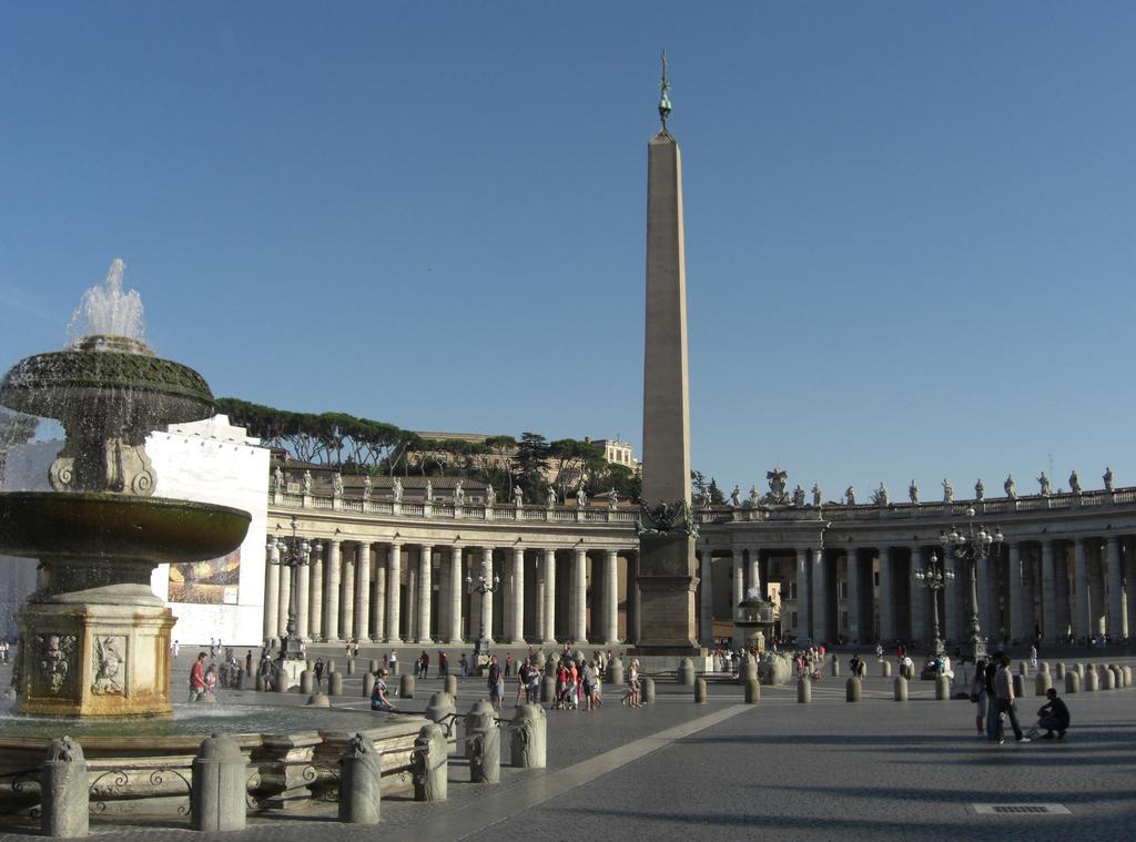 לינה וארוחת בוקר רומא Viale Del Colosseo מראה חיצוני תמונה